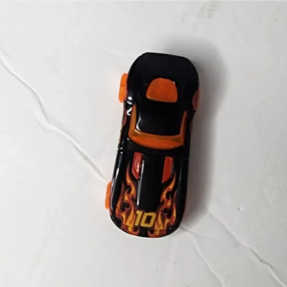 HOT WHEELS FAST FELION BLACK W/FLAMES 
